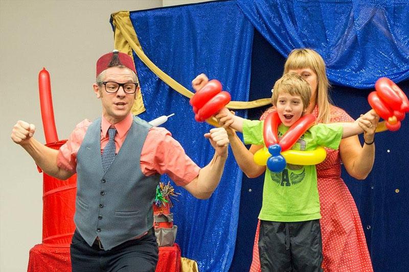 library show with smarty pants